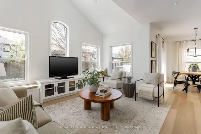 Additional image 5 of 1083 Easterbrook Cres