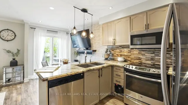 Additional image 14 of 599 Ashprior Ave