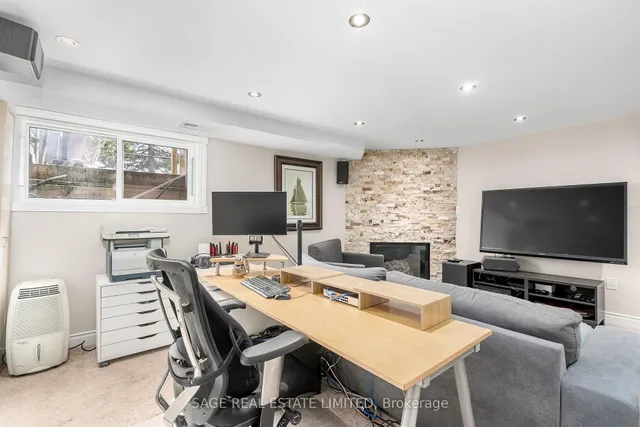 Additional image 41 of 385 The East Mall N/A Unit 6