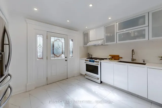 Additional image 14 of 2950 Bayview Ave