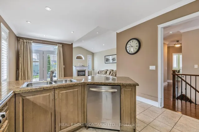 Additional image 14 of 28 Hampton Springs Dr