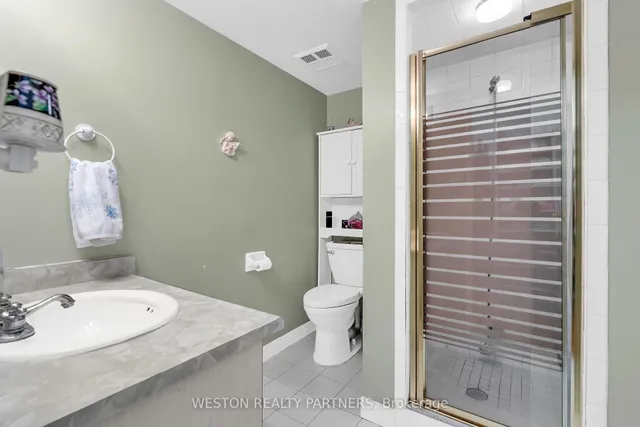 Additional image 17 of 3650 Kaneff Cres Unit 1104