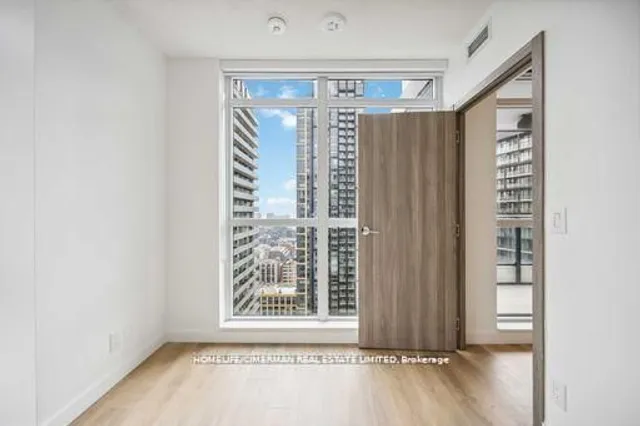 Additional image 17 of 38 Widmer St Unit 3907