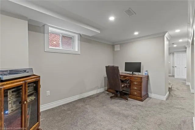 Additional image 32 of 169 Huxley Ave