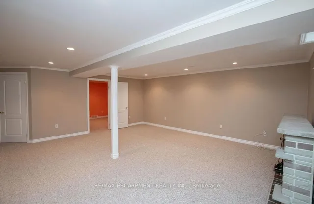 Additional image 43 of 91 Silverbirch Blvd