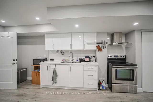 Additional image 43 of 41 Hawtrey Rd