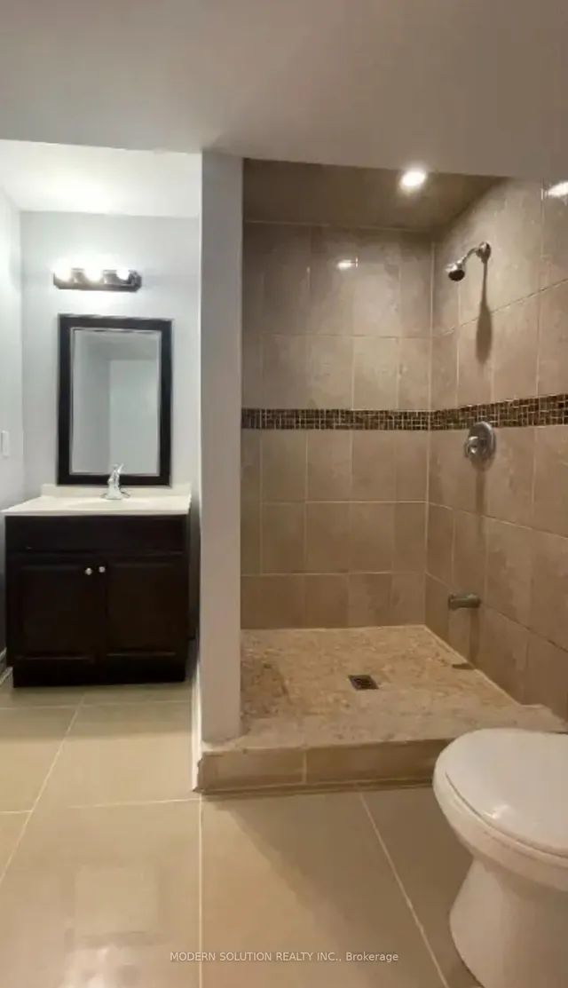 Primary image of 31 Silver Willow Tr