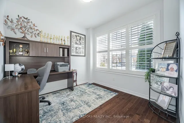 Additional image 5 of 66 Kalmia Rd