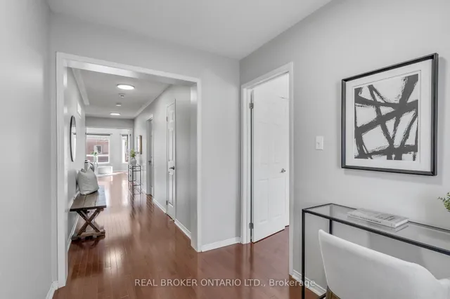 Additional image 40 of 1036 Hemstreet Cres