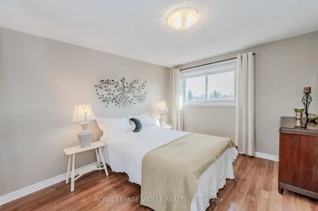 Additional image 15 of 25 Upper Canada Dr Unit 33