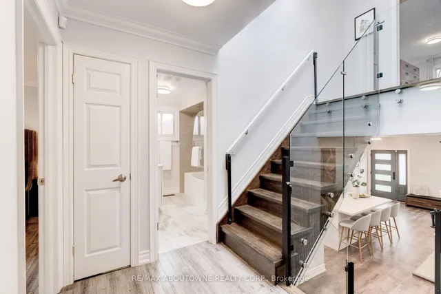 Additional image 33 of 1155 Falgarwood Dr