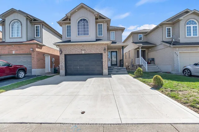 Additional image 3 of 968 Copper Leaf Cres