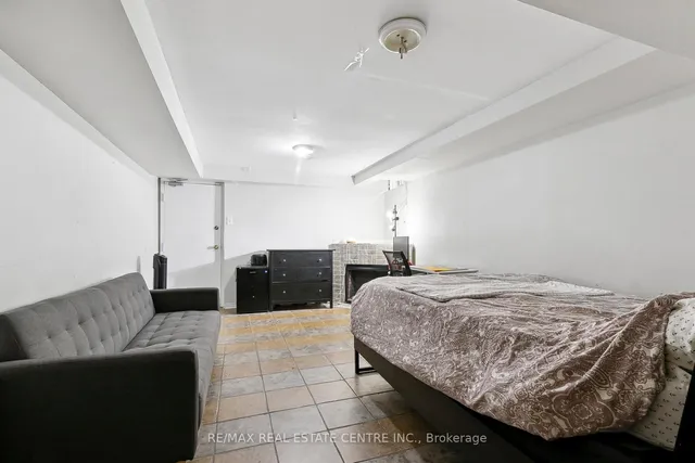 Additional image 41 of 2 Dailing Gate Unit 56