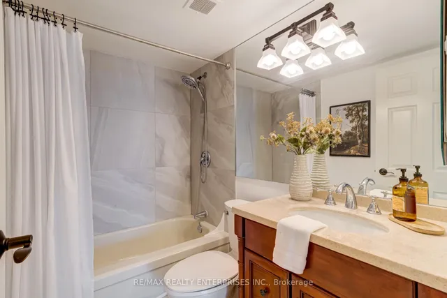 Additional image 31 of 65 Skymark Dr Unit 204