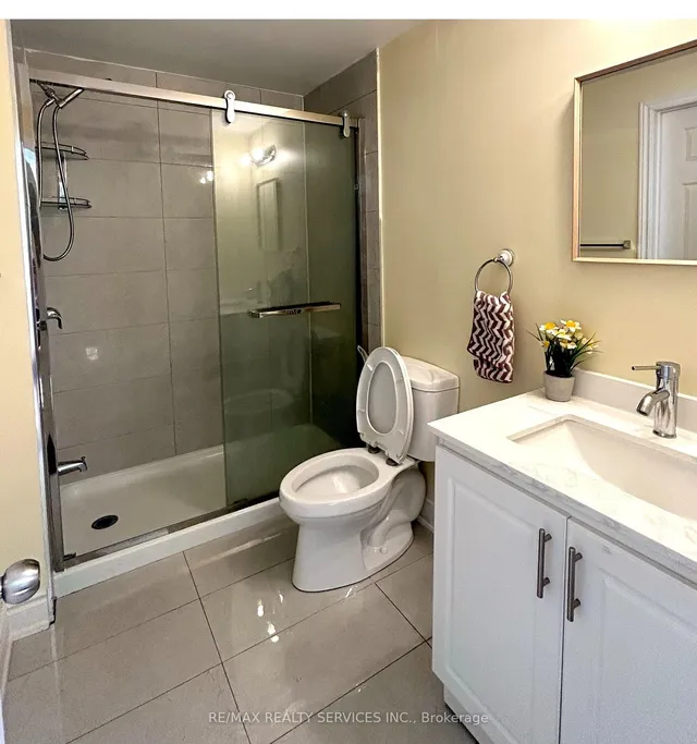 Additional image 17 of 36 Fallowfield Dr Unit 4