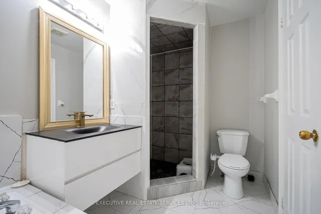 Additional image 20 of 3 Deforest Dr