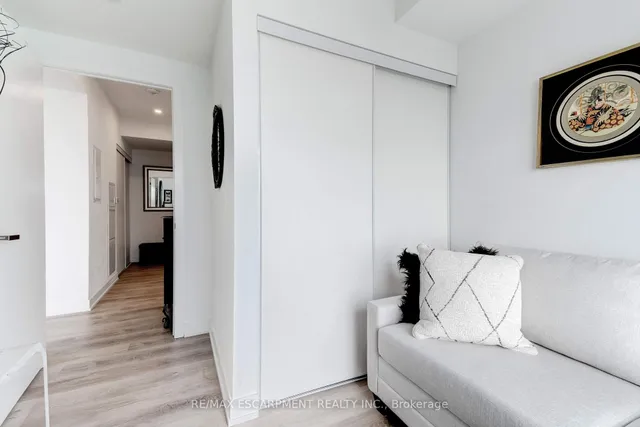 Additional image 22 of 370 Martha St Unit 1707