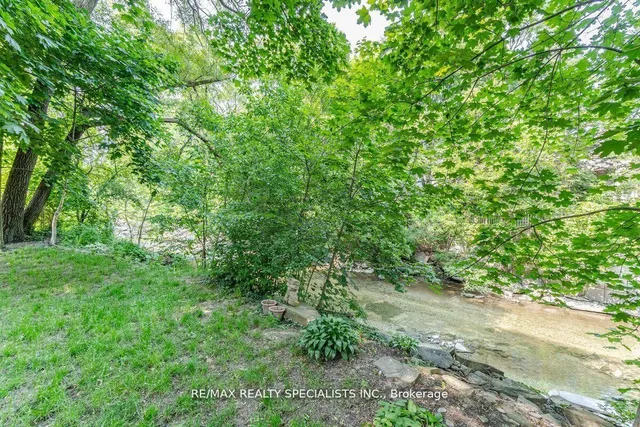 Additional image 26 of 3 Allan Park Rd