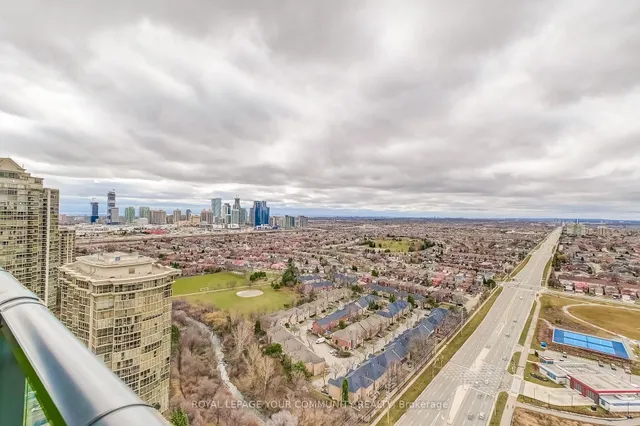 Additional image 42 of 75 Eglinton Ave Unit 2702