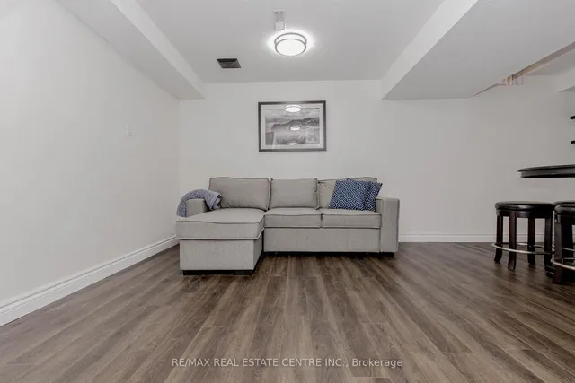 Additional image 35 of 1526 Lancaster Dr Unit 123