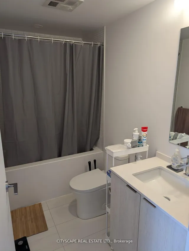 Additional image 8 of 1 Jarvis St Unit 813