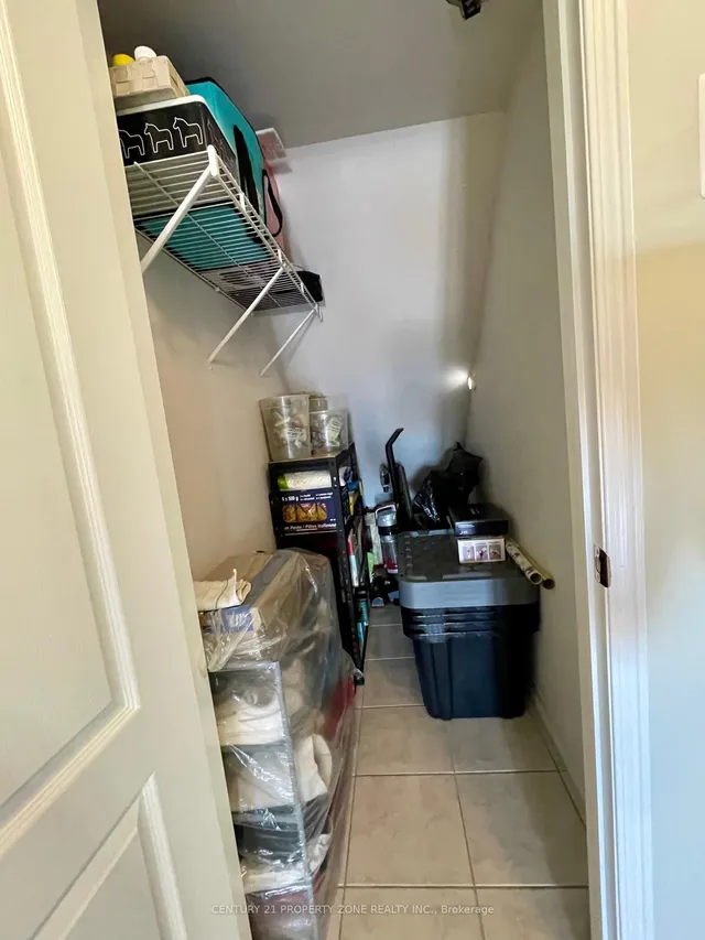 Additional image 21 of 2500 Post Rd Unit 20