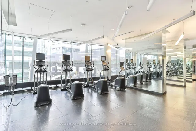 Additional image 19 of 14 York St Unit 4804