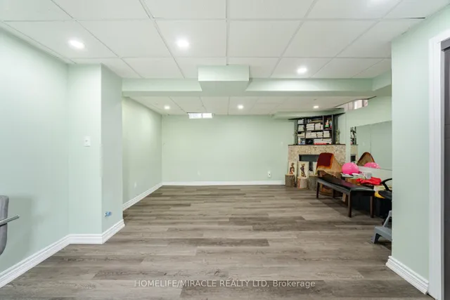 Additional image 32 of 7 Eastview Gate