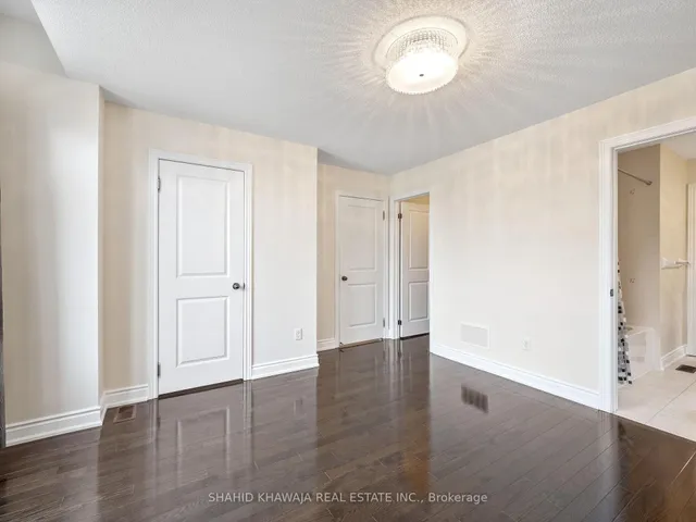 Additional image 31 of 27 Lampman Cres