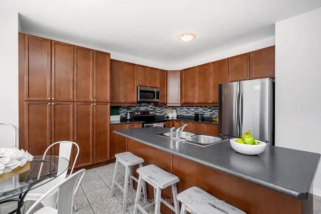 Additional image 14 of 1283 Robson Cres