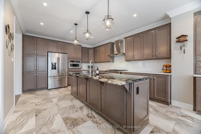 Additional image 9 of 156 Camellia Cres