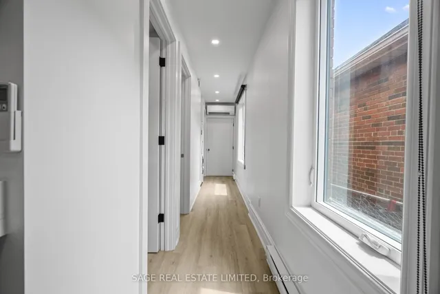 Additional image 20 of 25 Chamberlain Ave