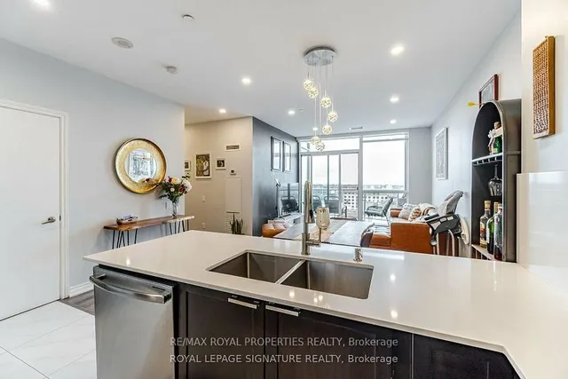 Additional image 41 of 1328 Birchmount Rd Unit Ph01