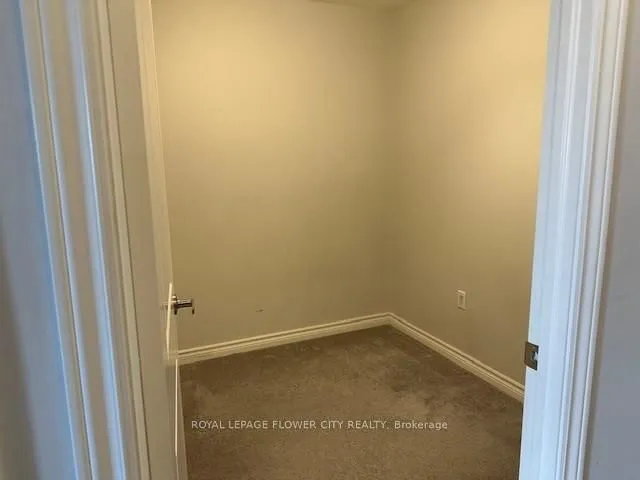 Additional image 27 of 630 Sauve St Unit 404