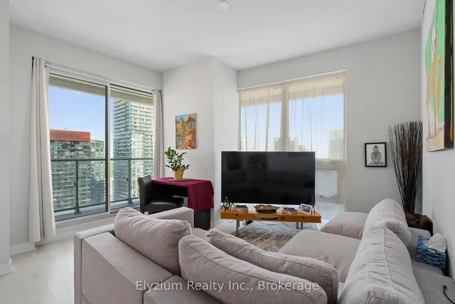 Additional image 8 of 2221 Yonge St Unit 3202