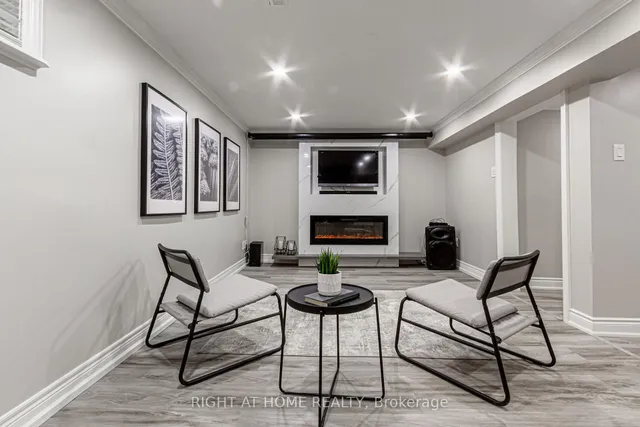 Additional image 40 of 4302 Highgate Cres