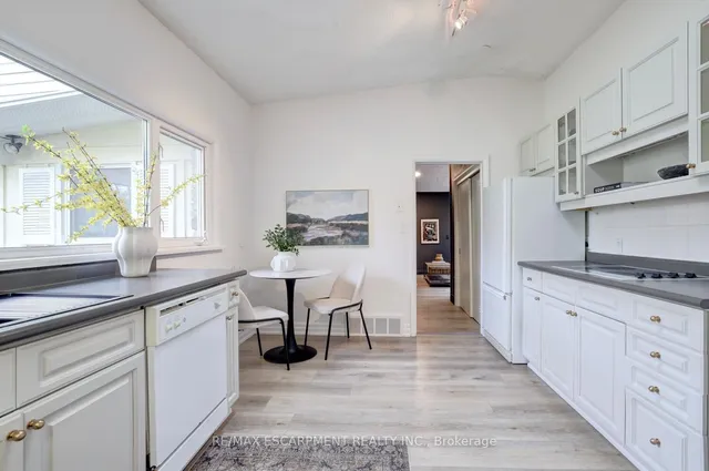 Additional image 15 of 146 Birett Dr