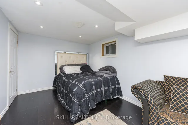 Additional image 31 of 7500 Goreway Dr Unit 92