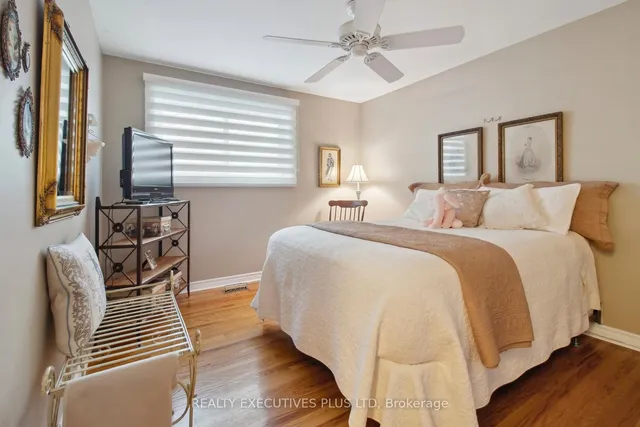 Additional image 15 of 61 Mercury Rd