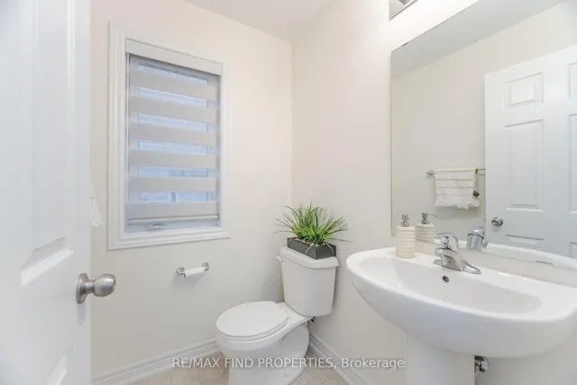 Additional image 15 of 3909 Koenig Rd