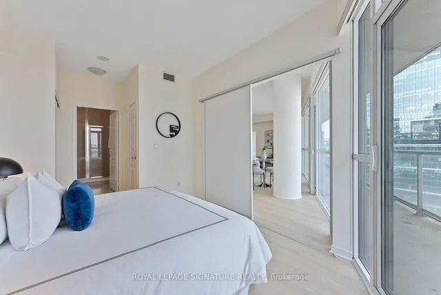 Additional image 27 of 352 Front St Unit 2215