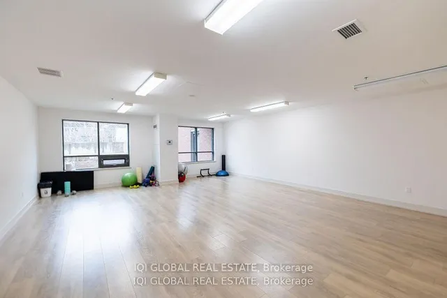 Additional image 43 of 1420 Dupont St Unit 408