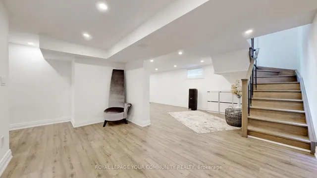 Additional image 37 of 33 Cloebury Crt