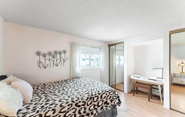 Additional image 22 of 74 Dutch Myrtle Way