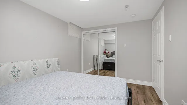 Additional image 41 of 5 Lola Cres