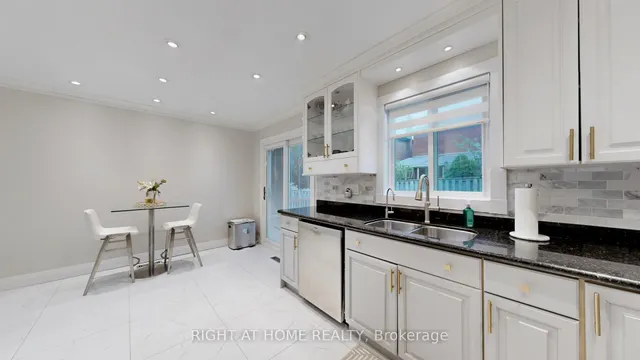 Additional image 14 of 16 Graybark Cres