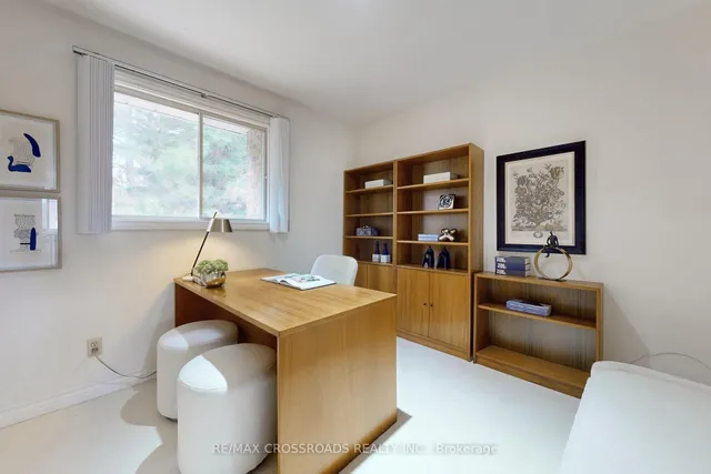 Additional image 28 of 8 Orchid Crt