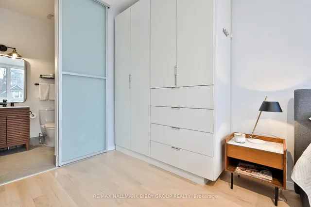 Additional image 23 of 126 Spadina Rd Unit 4