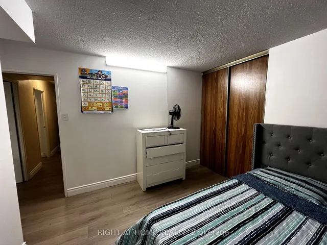 Additional image 16 of 4 Lisa St Unit 412