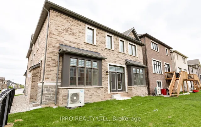 Additional image 39 of 1364 Aymond Cres